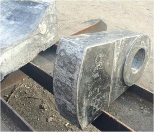 Martensite steel matrix ceramic composite casting Hammer